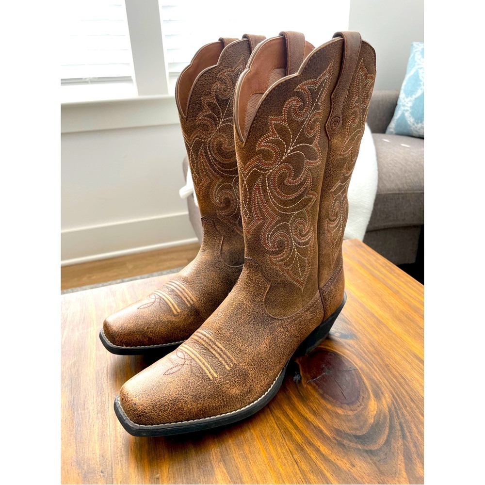 ARIAT Round Up Square Toe Western Boot - Women’s